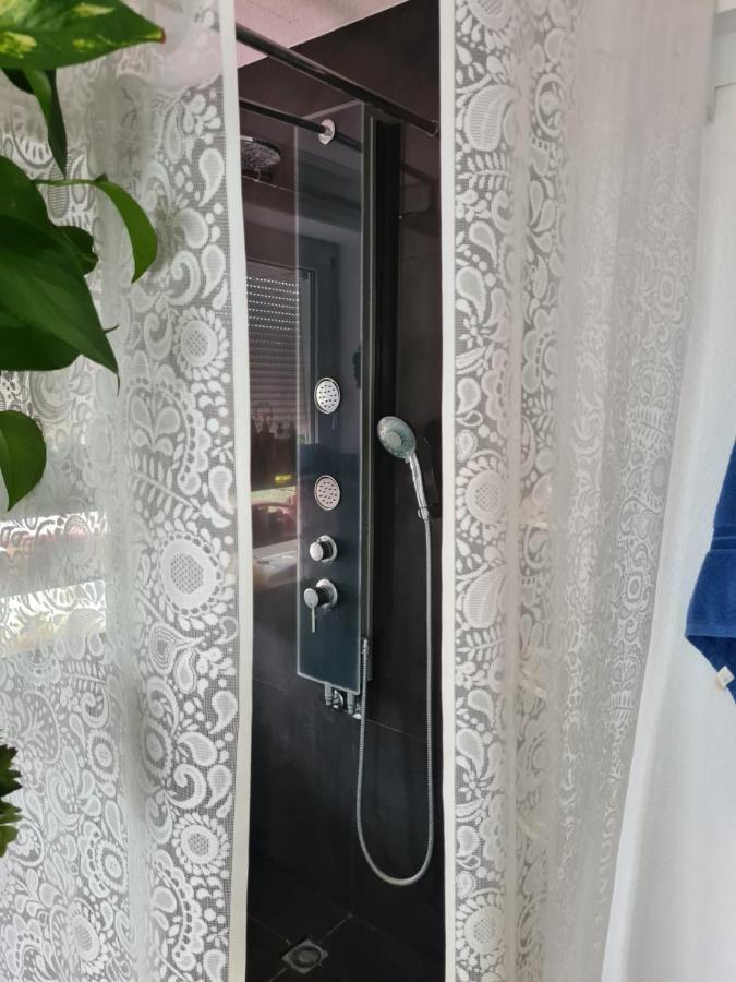 Cozy Room With A Beautiful Garden View Баунатал Екстериор снимка